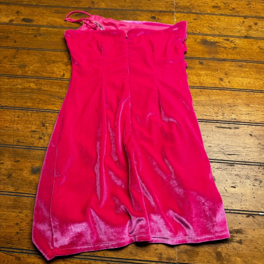 Lucy in the Sky Hot Pink Velvet‎ One Shoulder Ruched Mini Dress Size M - Picture 5 of 5